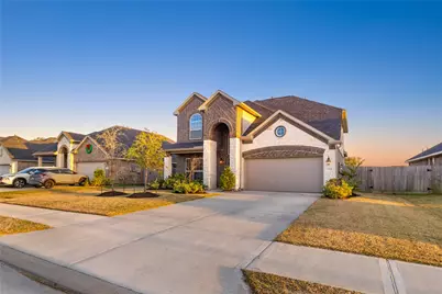 12114 Champions Forest Drive, Mont Belvieu, TX 77535 - Photo 2