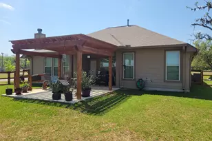 461 Twin Lakes Blvd W, West Columbia, TX 77486 - Photo 6