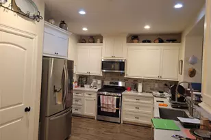 461 Twin Lakes Blvd W, West Columbia, TX 77486 - Photo 4