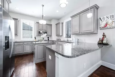 11027 Acorn Falls Drive, Houston, TX 77043 - Photo 20