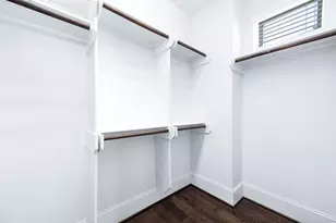 11027 Acorn Falls Dr, Houston, TX 77043 - Photo 32