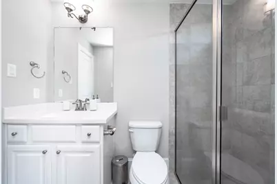 11027 Acorn Falls Drive, Houston, TX 77043 - Photo 14