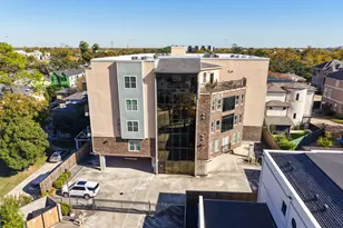 2802 Morrison St, Houston, TX 77009 - Photo 2