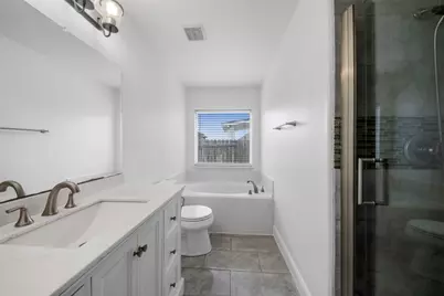 6322 Atlasridge Drive, Houston, TX 77048 - Photo 14