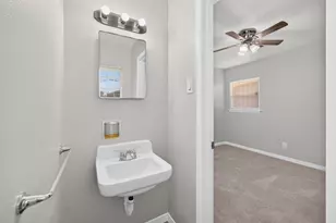 6127 Rietta St, Houston, TX 77016 - Photo 28