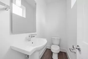 7502 Carver Rd, Houston, TX 77088 - Photo 8