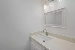 10240 Longmont Dr, Houston, TX 77042 - Photo 10