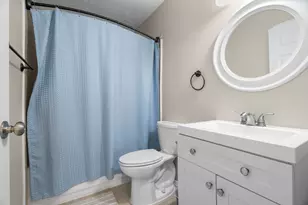 304 Old Course Dr, Friendswood, TX 77546 - Photo 20