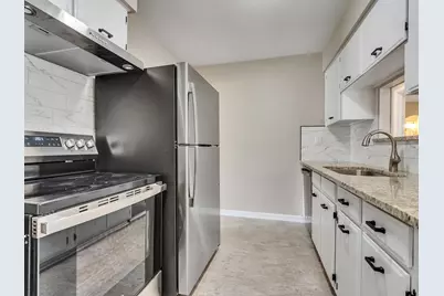 11010 Whittingham Lane, Houston, TX 77099 - Photo 8