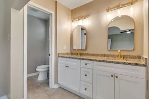 11010 Whittingham Ln, Houston, TX 77099 - Photo 14