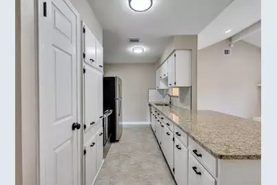 11010 Whittingham Lane, Houston, TX 77099 - Photo 6