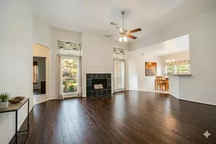 146 Chandler Ct, Sugar Land, TX 77479 - Photo 2