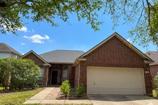 146 Chandler Ct, Sugar Land, TX 77479 - Photo 1