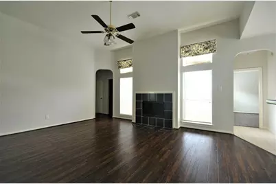 146 Chandler Court, Sugar Land, TX 77479 - Photo 6