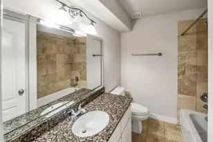 126 Detering St, Houston, TX 77007 - Photo 8
