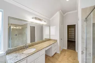 126 Detering St, Houston, TX 77007 - Photo 22