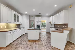 195 Coral Gables, Trinity, TX 75862 - Photo 2