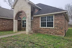 936 County Rd 4923, Dayton, TX 77535 - Photo 2