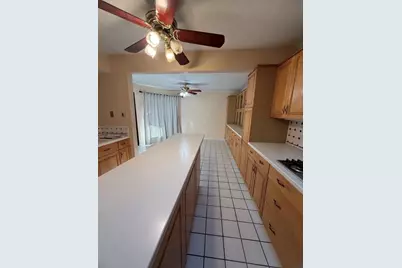 4027 Summit Valley Drive, Houston, TX 77082 - Photo 8
