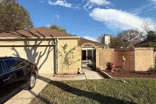 4027 Summit Valley Dr, Houston, TX 77082 - Photo 1