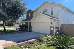 1530 Lochstone Dr, Houston, TX 77073 - Photo 4