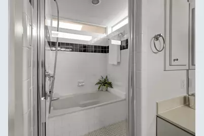 2605 Calumet Street #31, Houston, TX 77004 - Photo 22