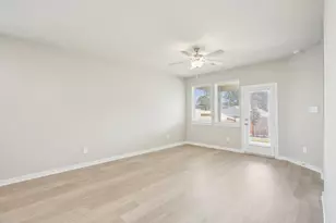 16686 Sterling Clf St, Conroe, TX 77302 - Photo 8