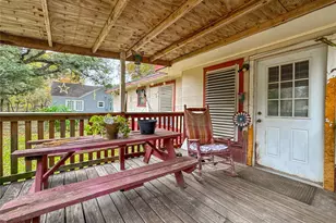 821 Cypress St, La Marque, TX 77568 - Photo 4