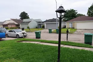 11562 Willwood Dr, Houston, TX 77072 - Photo 12