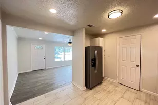 7337 Orville St, Houston, TX 77028 - Photo 8