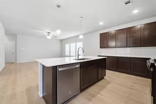 768 Red Mulberry St, La Marque, TX 77568 - Photo 16