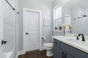 315 Middleton St, Houston, TX 77003 - Photo 8