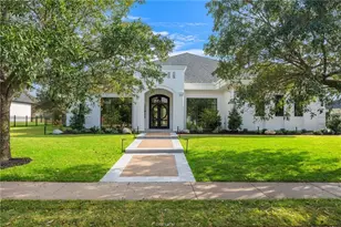 4212 Tuscany Ct, Bryan, TX 77802 - Photo 2