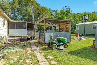 302 Britt Bailey Blvd, Angleton, TX 77515 - Photo 28