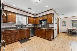 3030 Broadmoor Dr, Sugar Land, TX 77478 - Photo 22