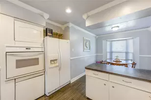 2705 6th Ave N, Texas City, TX 77590 - Photo 6