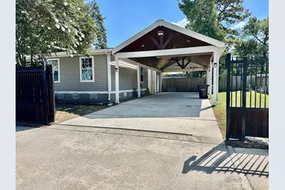 11935 Greenspark Lane, Houston, TX 77044 - Photo 2