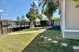 11935 Greenspark Ln, Houston, TX 77044 - Photo 34