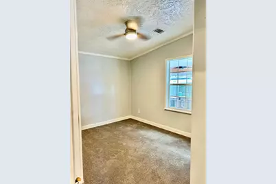 11935 Greenspark Lane, Houston, TX 77044 - Photo 18