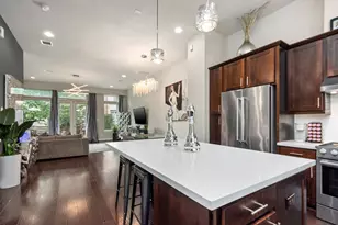 4413 Eli St, Houston, TX 77007 - Photo 2