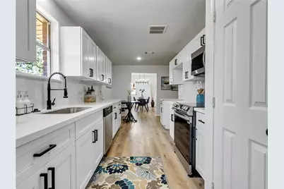 511 Stadium Lane, Friendswood, TX 77546 - Photo 12