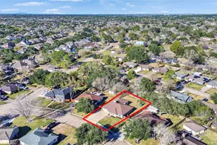 511 Stadium Ln, Friendswood, TX 77546 - Photo 34