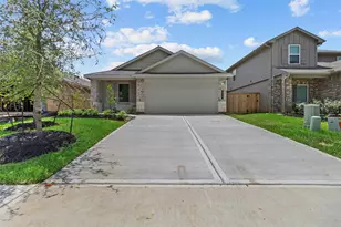 571 Belle Spgs Ln, Conroe, TX 77301 - Photo 1