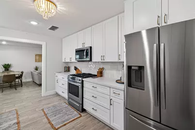 2320 43rd Street, Galveston, TX 77550 - Photo 8