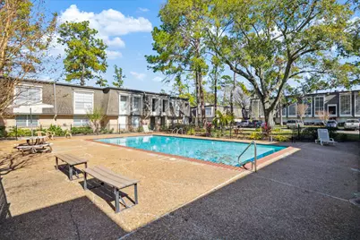 12633 Memorial Drive #141, Houston, TX 77024 - Photo 32