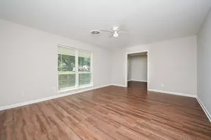 5438 Jackwood St, Houston, TX 77096 - Photo 4