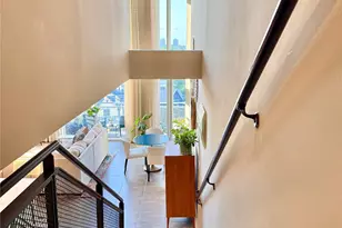 3311 Yupon St, Houston, TX 77006 - Photo 16