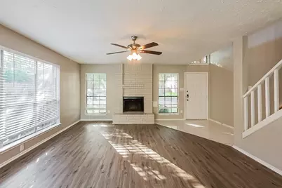 1909 Wildwood Ridge Drive, Missouri City, TX 77489 - Photo 6