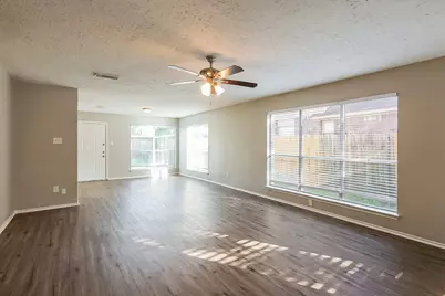 1909 Wildwood Ridge Drive, Missouri City, TX 77489 - Photo 4