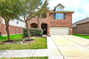6526 Hunters Creek Ln, Baytown, TX 77521 - Photo 1